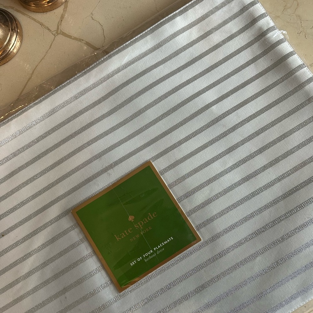 BRAND NEW Kate Spade Set of 4 Striped White & Silver Placemats